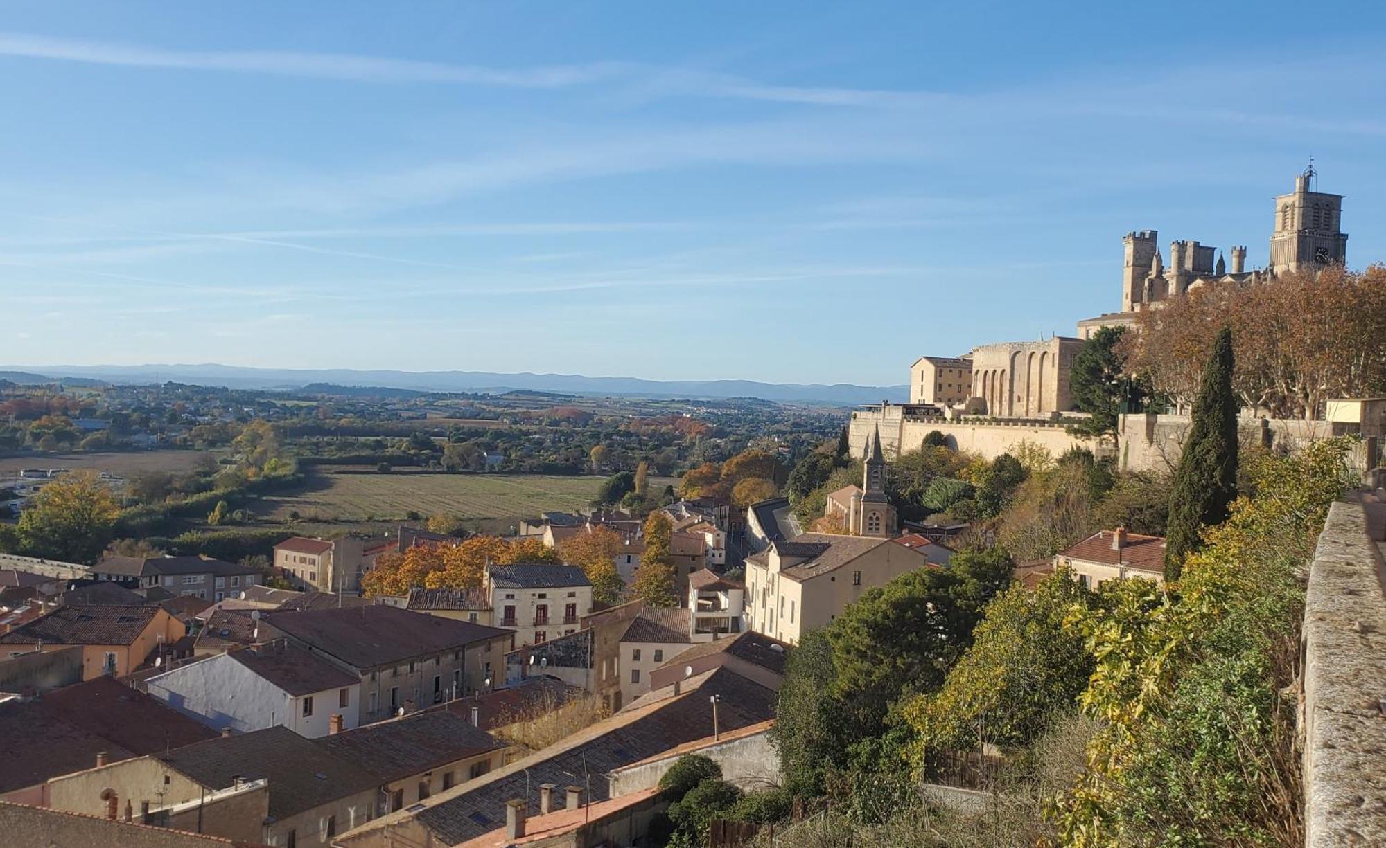 Les Halles Wi-fi Climatisation Netflix Coeur De Et Historique Beziers